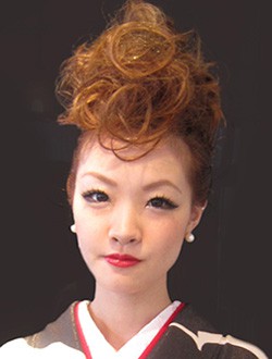 個性的なヘアアレンジもお任せ 美容のことなら 女性のための美容情報サイト ビューティー小町