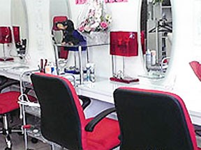 Beauty Salon CREST